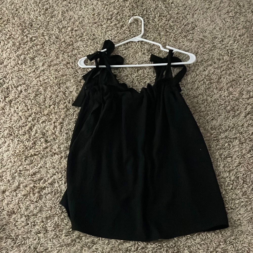 Black tie strap top